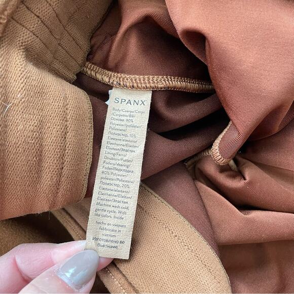 Spanx | Women’s Faux Suede Flare Pant Rich Caramel Tan Velvet Wide Leg High Rise - Picture 9 of 12